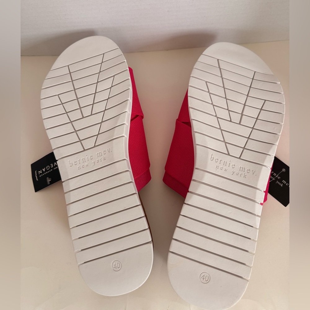Bernie Mev. New York Knit Slide Sandals Pink NWT Size 40 - Picture 7 of 8